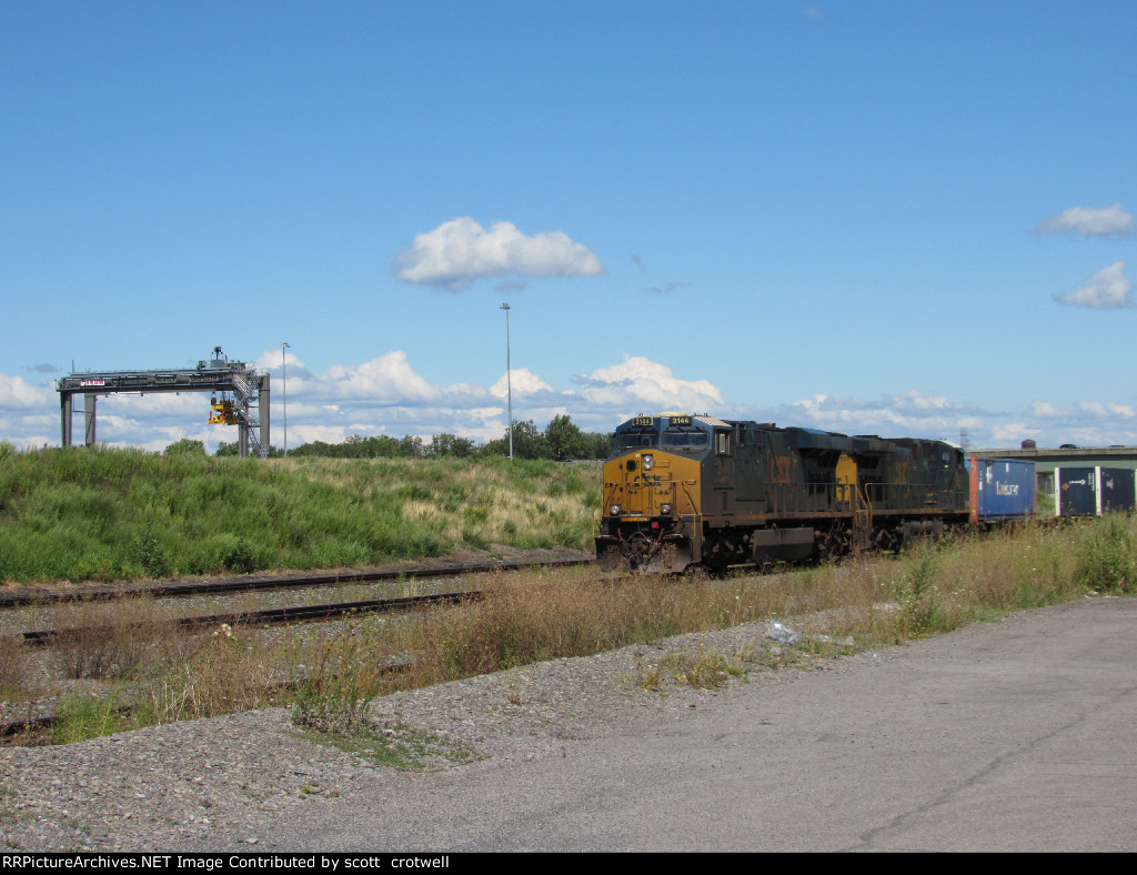 CSX 3144 and 529